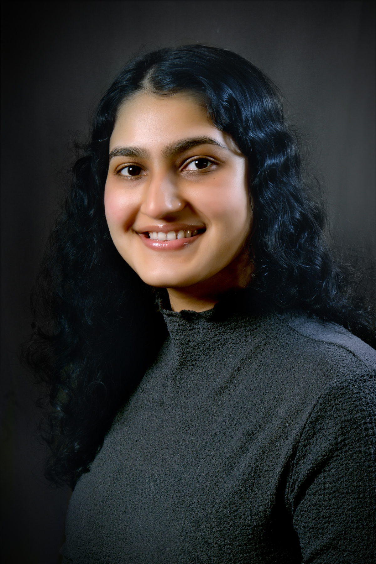 Siddhi Mantri headshot